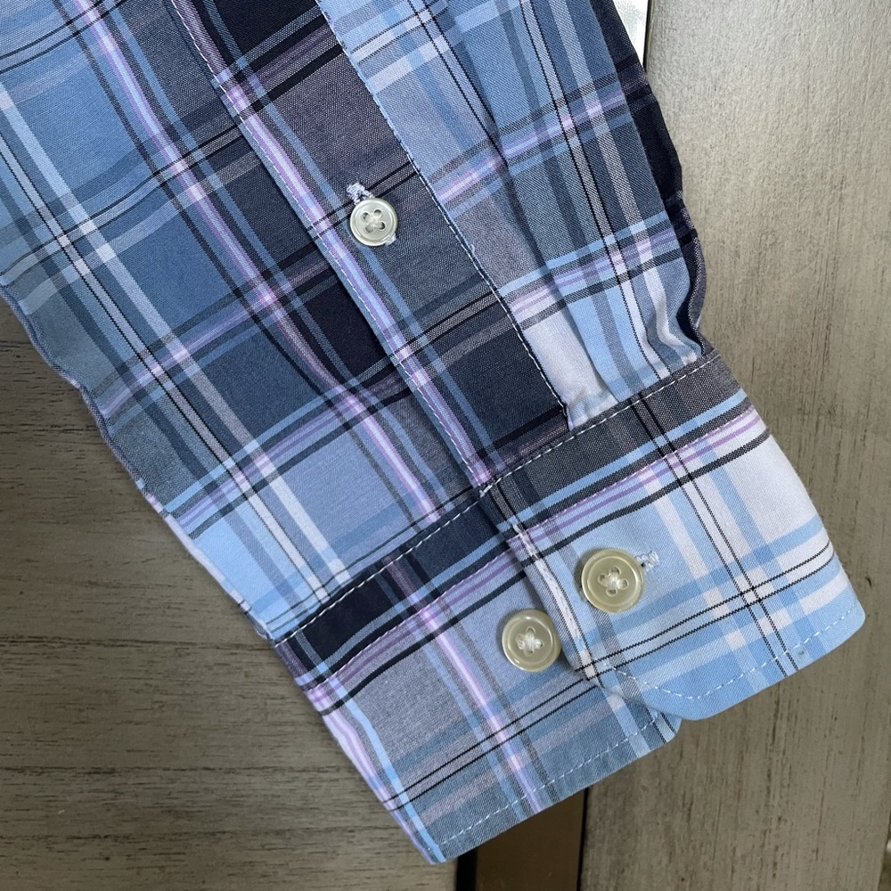 VanHeusen Classic Fit Shirt - Picture 10 of 14